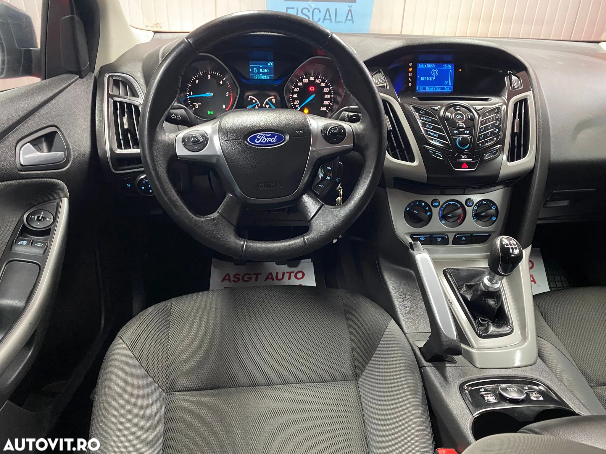 Ford Focus - 8