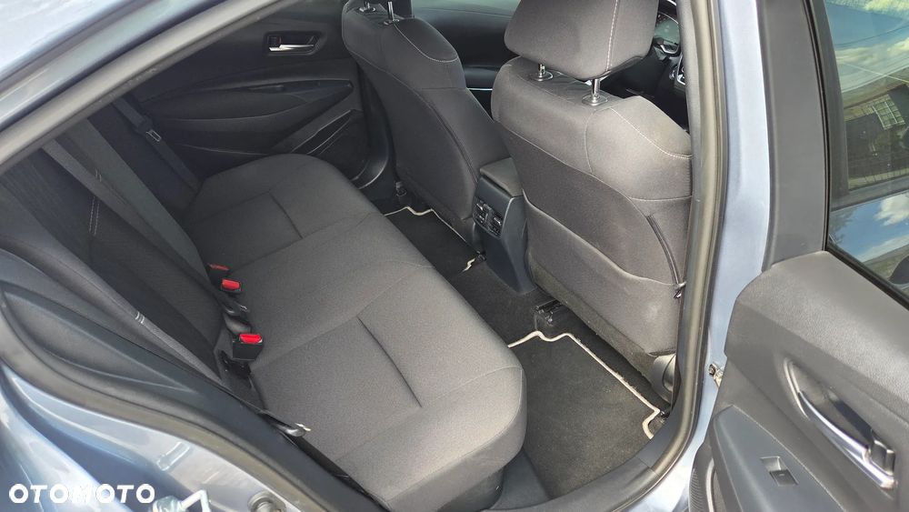Toyota Corolla 1.8 Hybrid Executive - 13