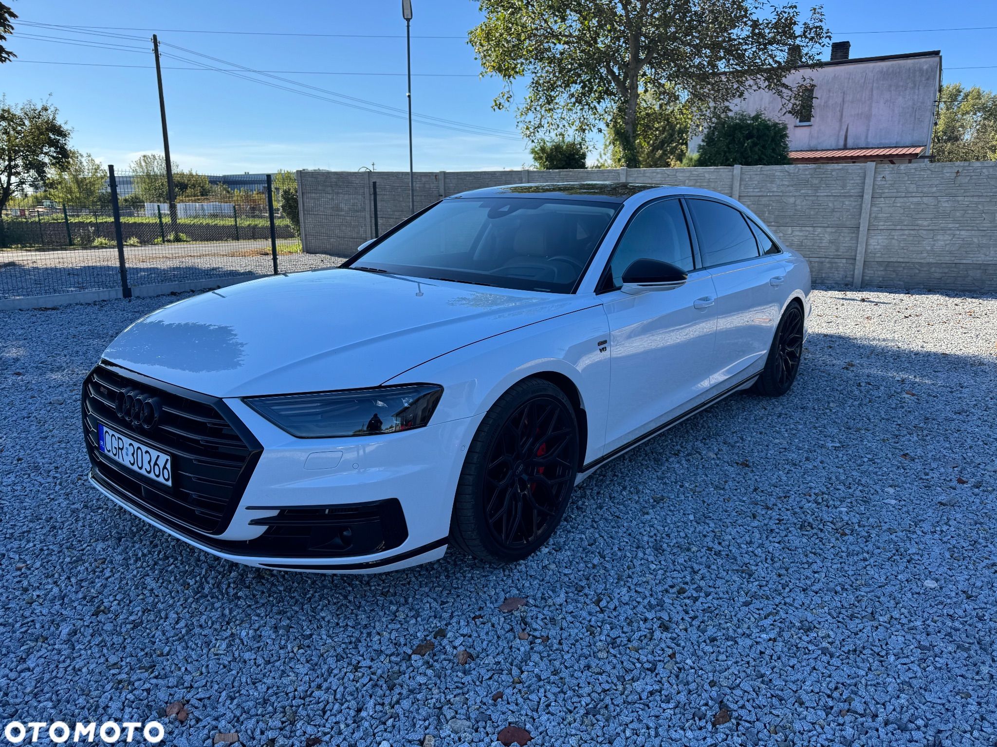 Audi A8 - 1