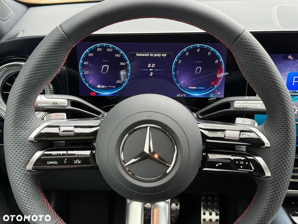 Mercedes-Benz CLA - 16