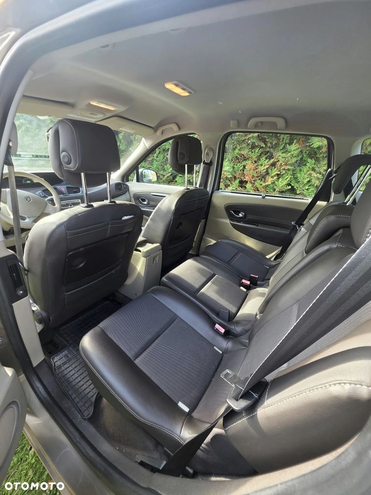 Renault Scenic - 19