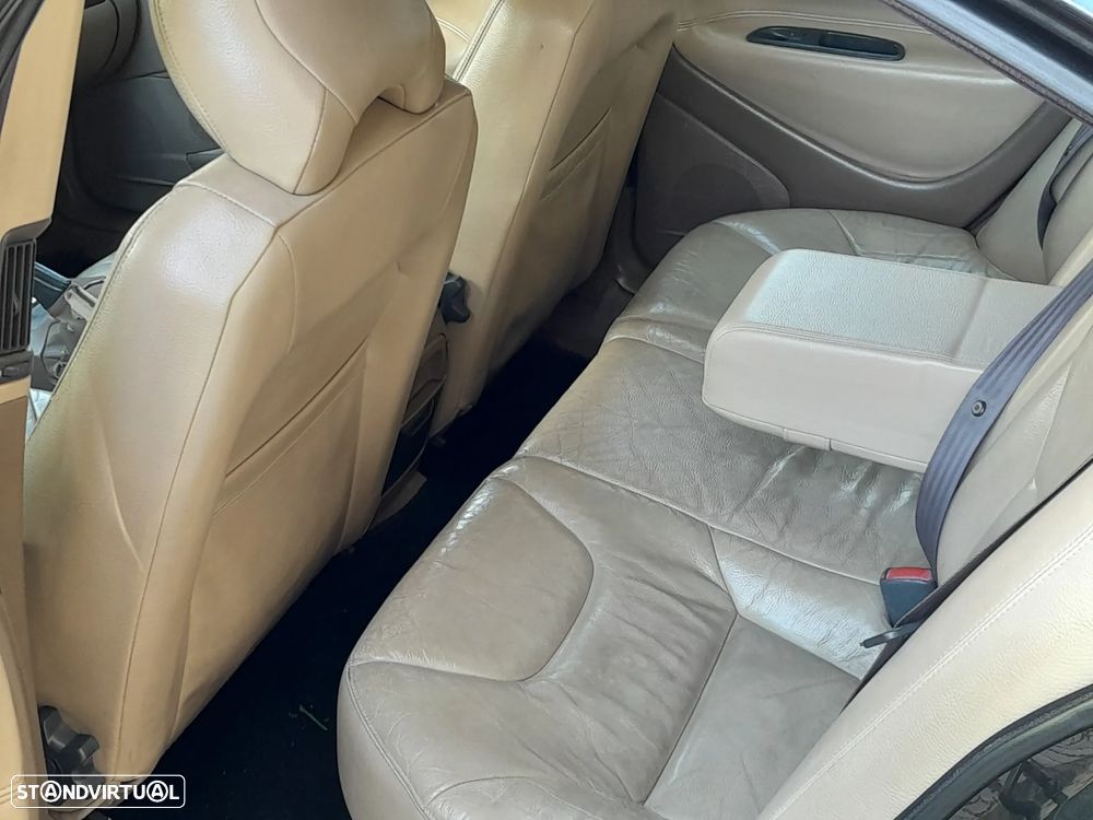 Volvo S60 2.3 T5 - 11