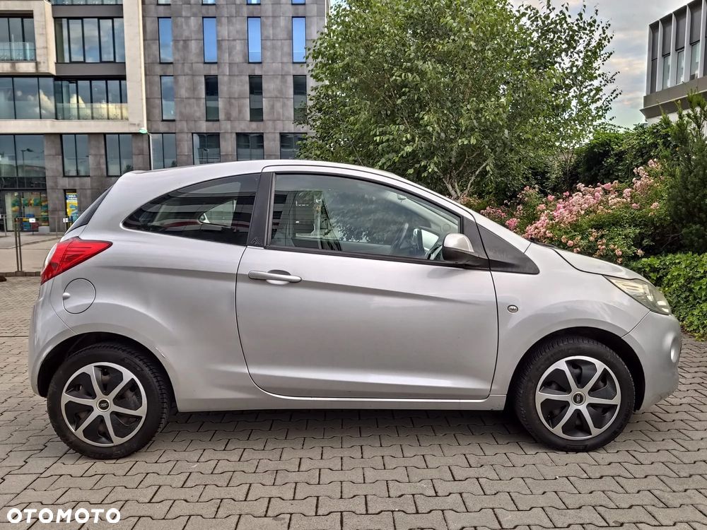 Ford KA 1.2 Titanium (air2) - 12