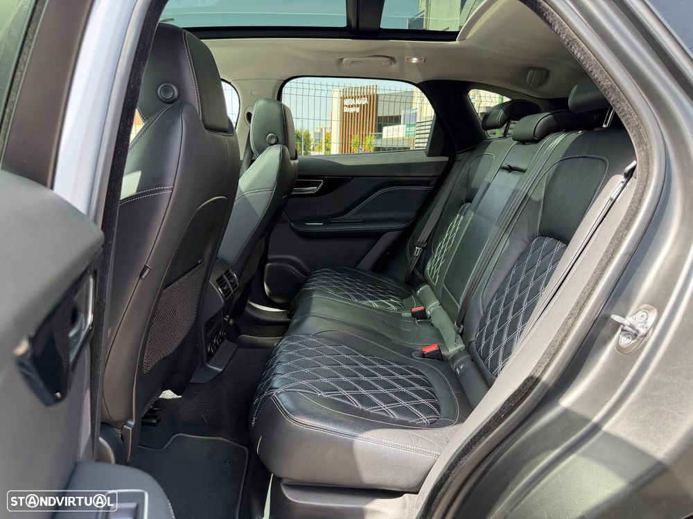 Jaguar F-Pace 20d Aut. R-Sport - 43
