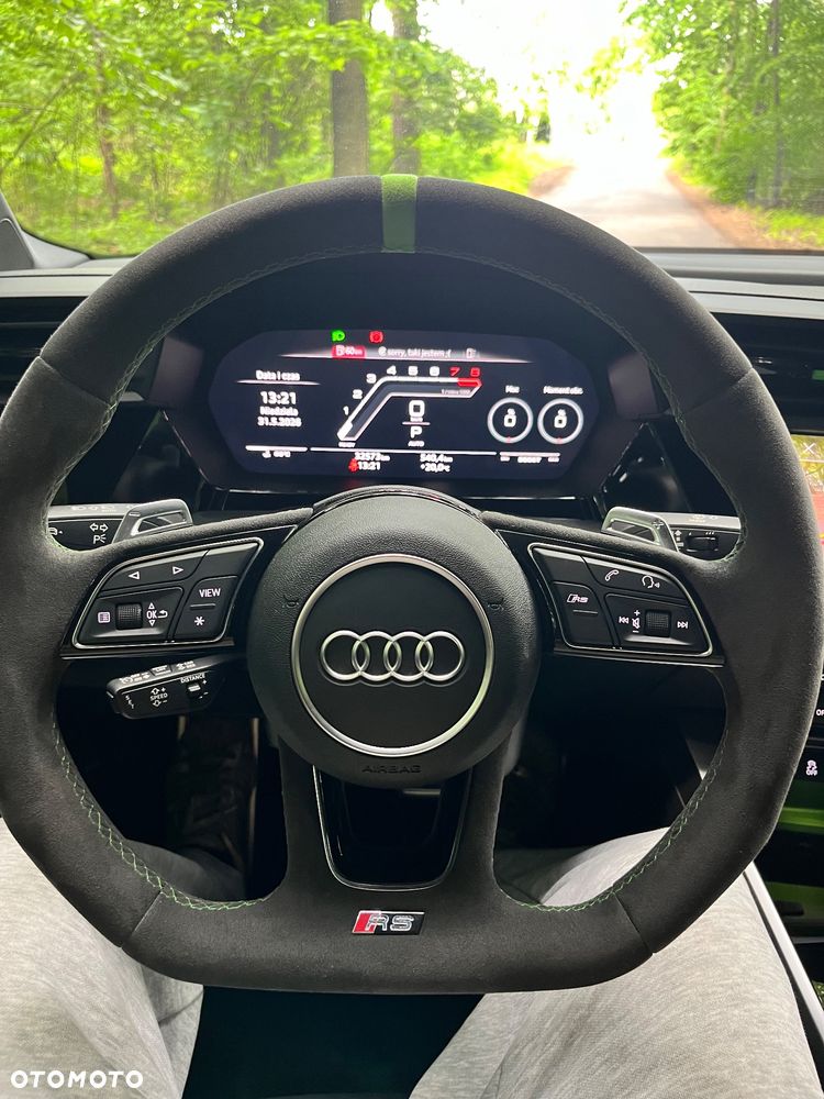 Audi RS3 Limousine - 15