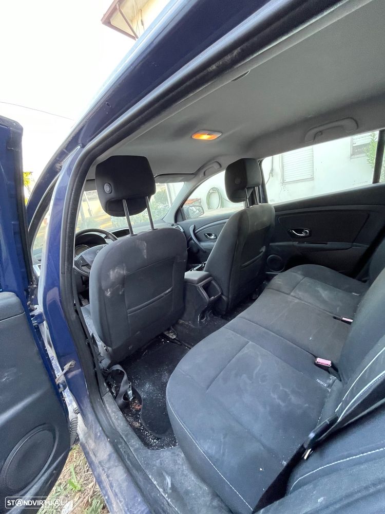 Renault Mégane Break 1.9 dCi FAP Privilege - 6