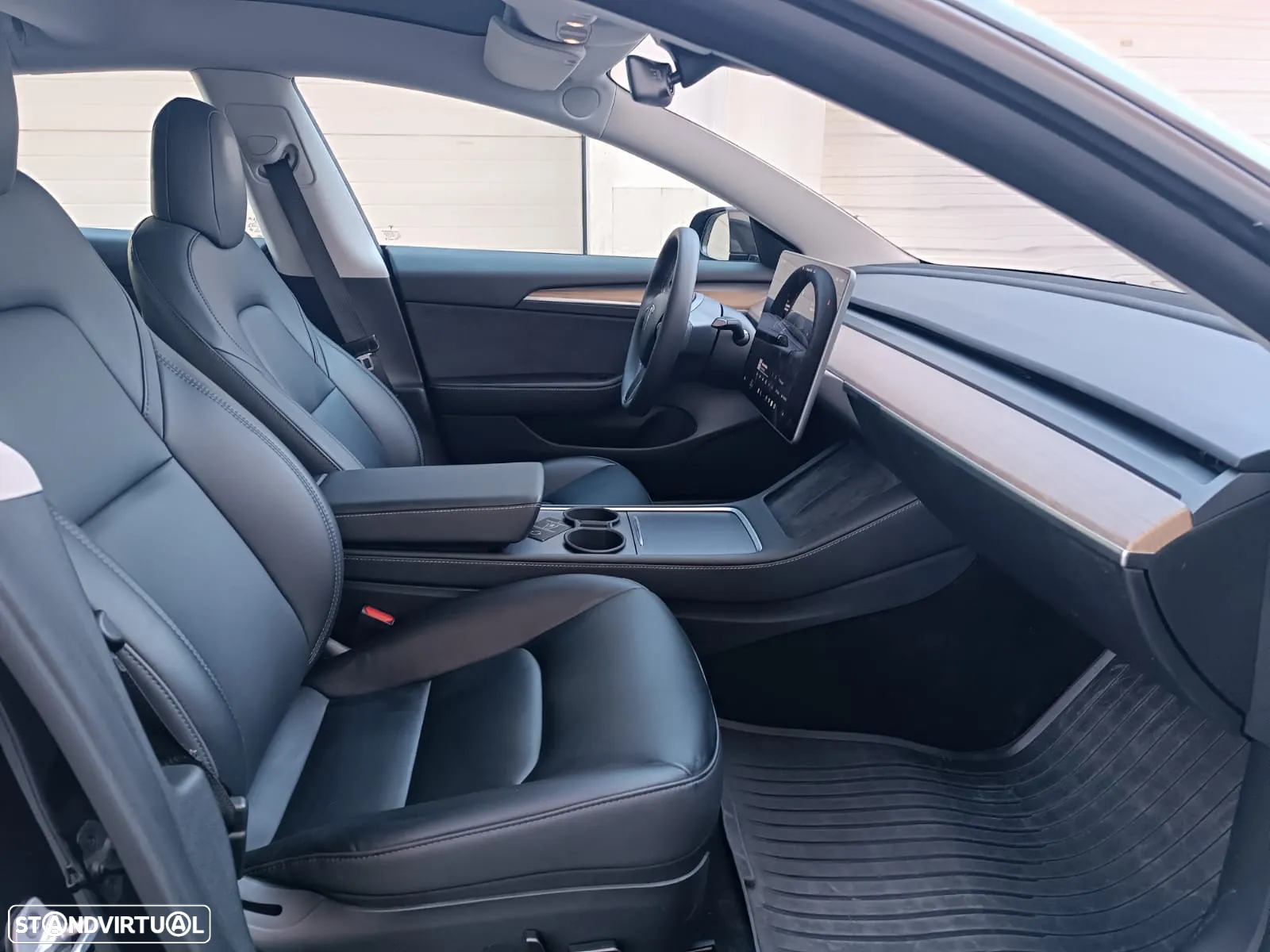 Tesla Model 3 Long Range Tração Traseira - 18