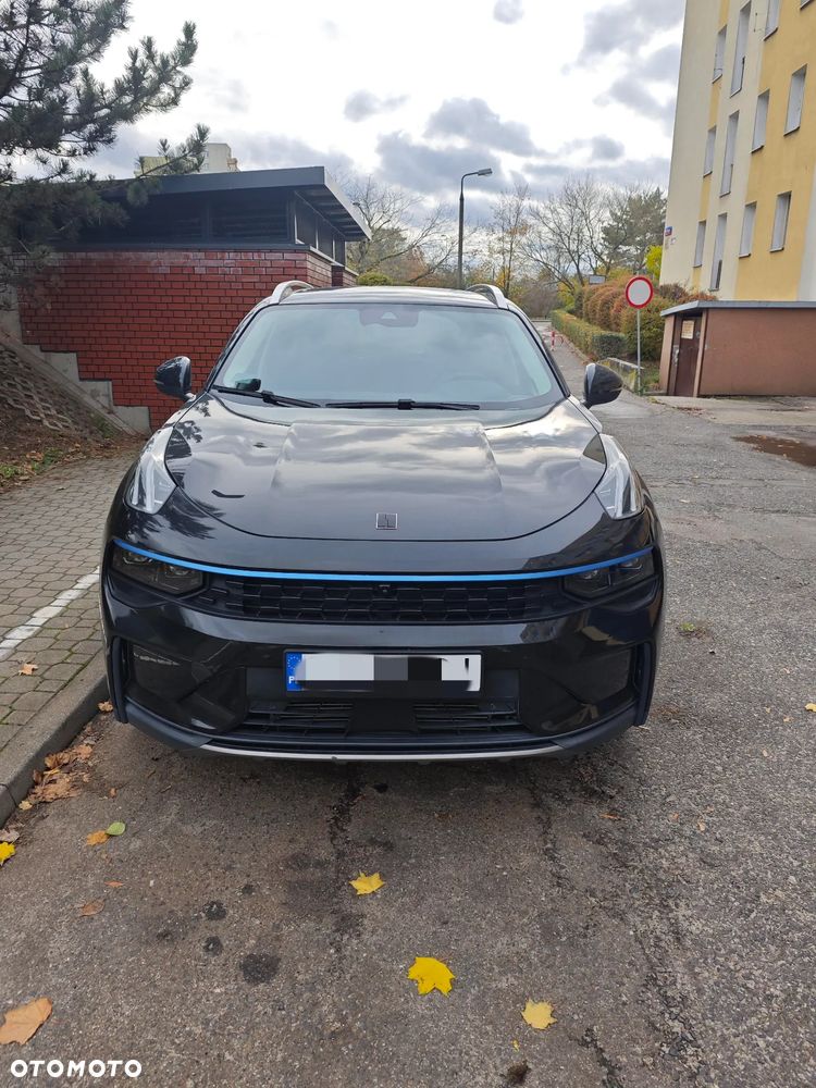 Lynk & Co 01 - 4