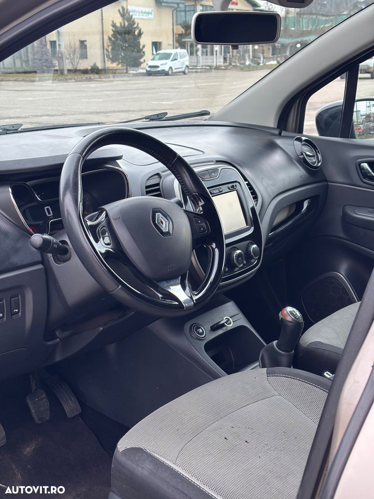 Renault Captur - 11