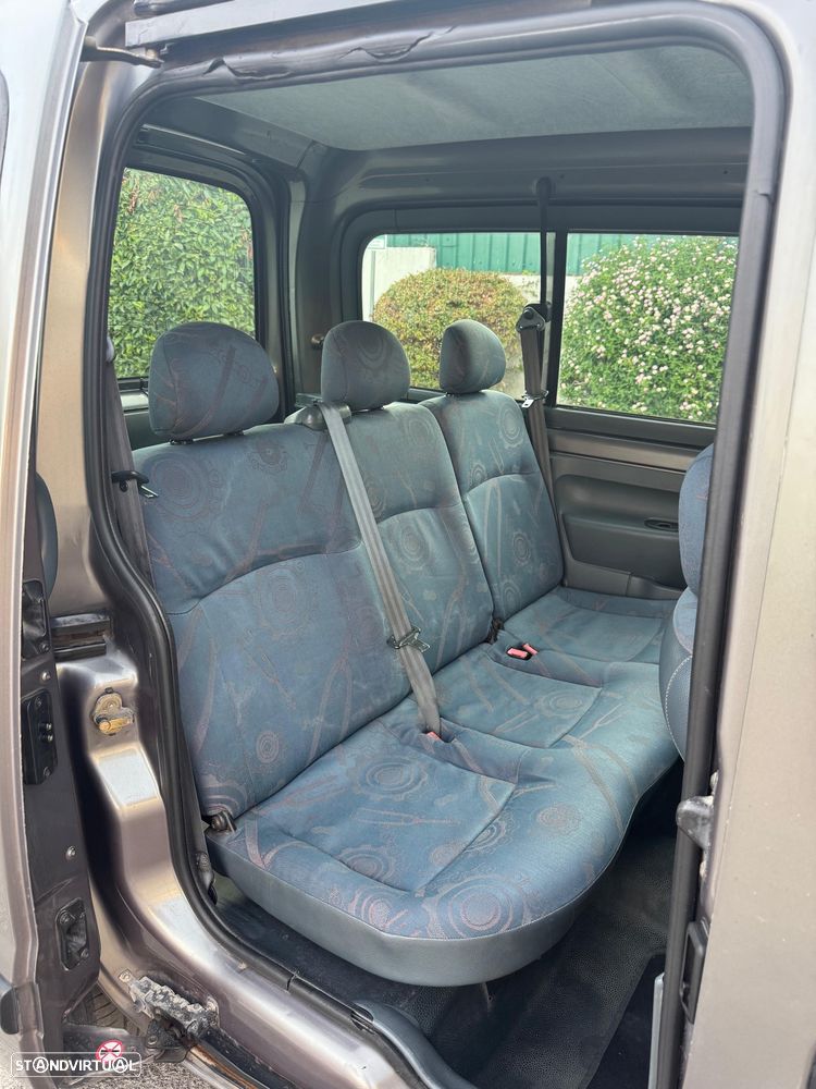 Renault Kangoo 1.4 RT Pampa - 11