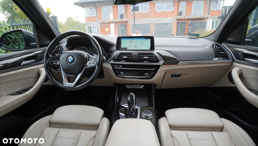 BMW X3 xDrive30i Luxury Line - 13
