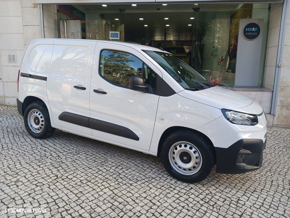 Fiat Doblo VAN L1 136 CV 110KW - BAT 50 KWH - 3