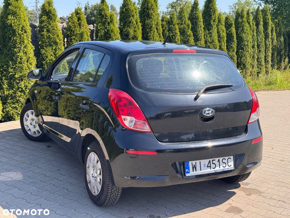 Hyundai i20 1.2 Trend - 13