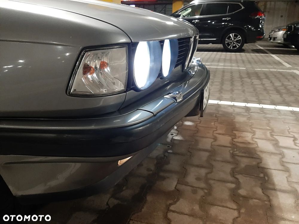 BMW Seria 7 730i - 20