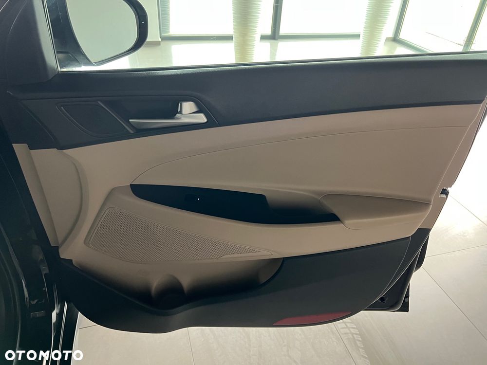 Hyundai Tucson - 38