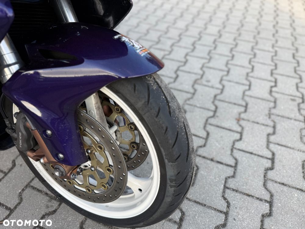 Honda CBR - 6