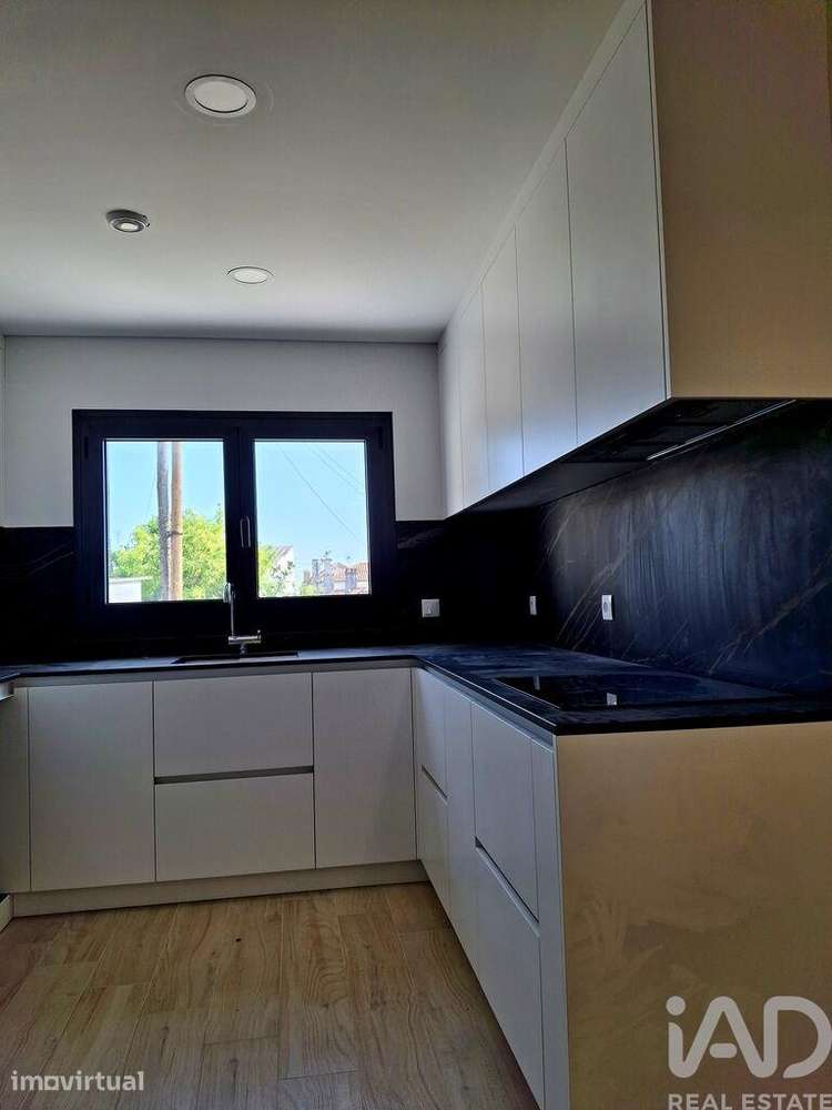 Casa / Villa T2 em Areosa de 158 m2 - Grande imagem: 3/12