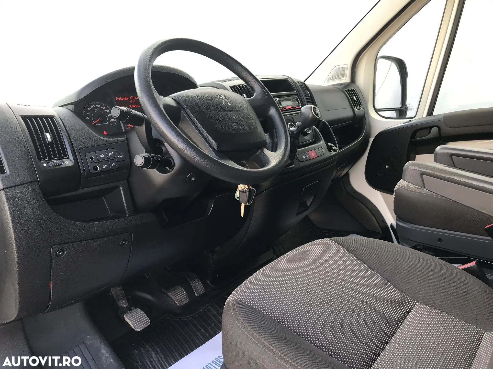 Peugeot Boxer HDi 330 L1H1 Active - 5