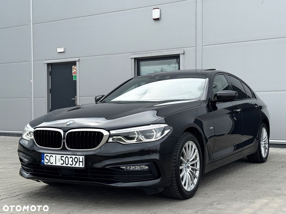 BMW Seria 5 520d Sport Line - 2
