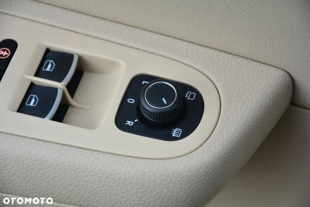 Volkswagen Sharan - 37