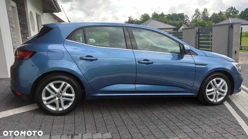 Renault Megane ENERGY TCe 100 PLAY - 29
