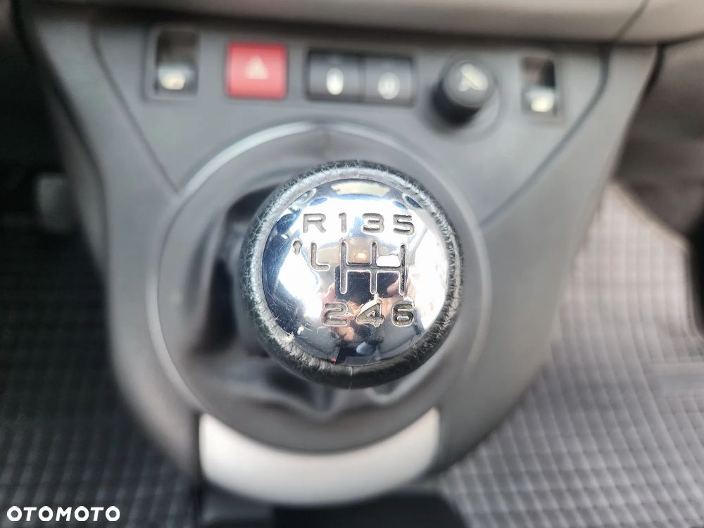 Citroën Berlingo Multispace BlueHDi 120 S&S SHINE - 21