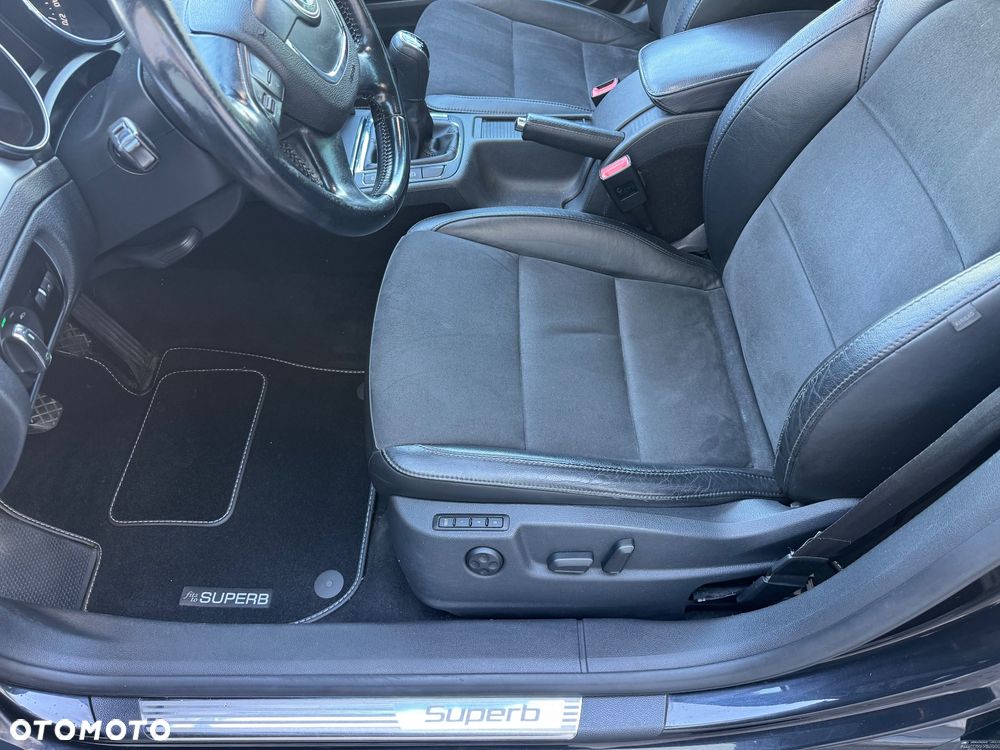 Skoda Superb 1.6 TDI Active Greenline - 15