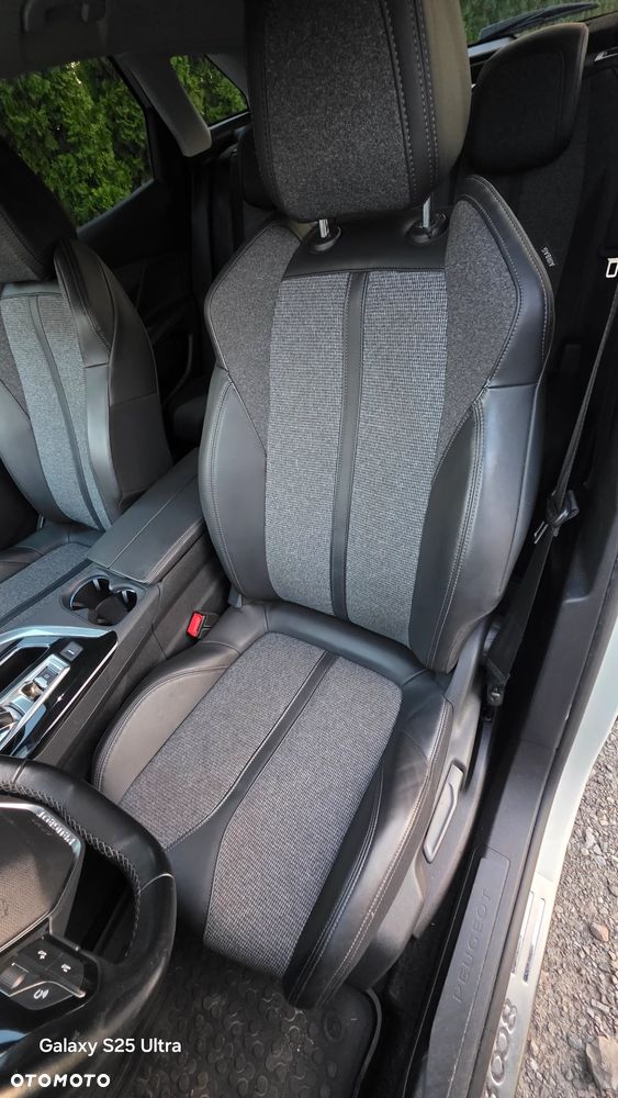 Peugeot 3008 1.2 PureTech Allure S&S EAT6 - 8