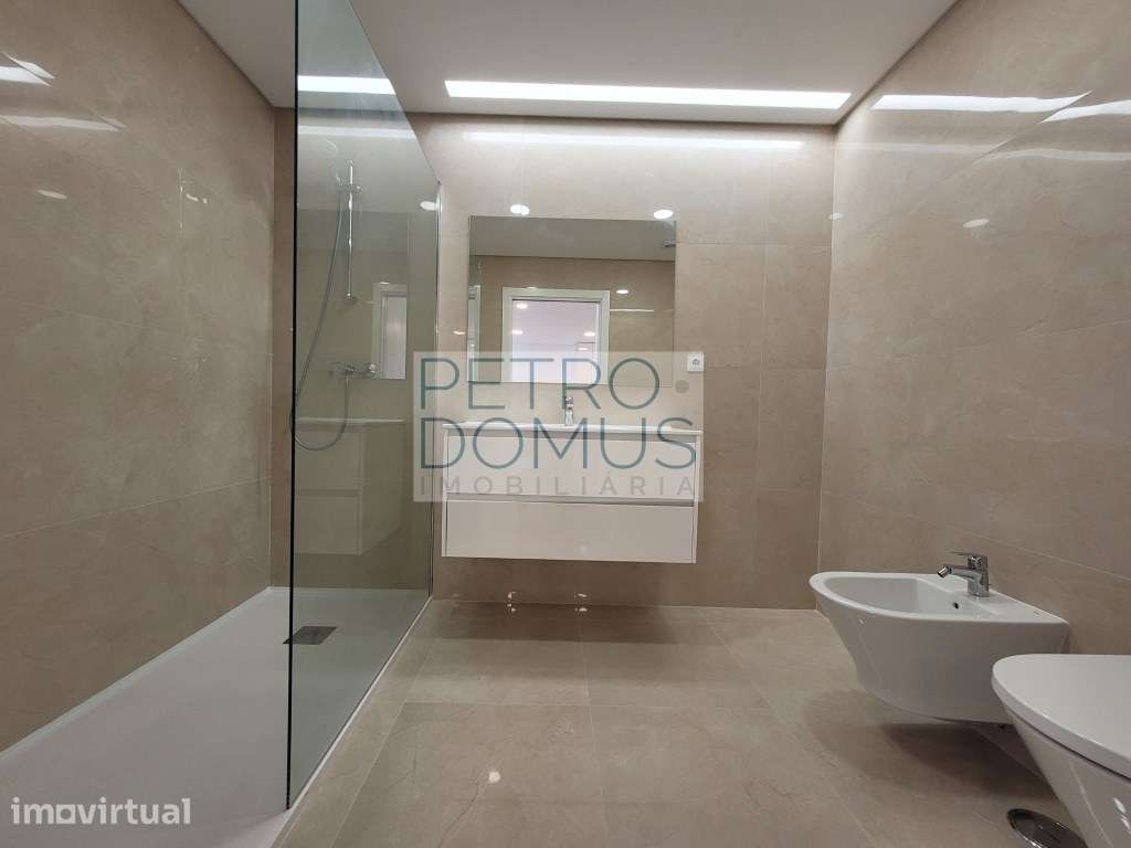 APARTAMENTO T1 NOVO PARA ARRENDAMENTO SETE RIOS, CAMPOLIDE - Grande imagem: 3/14