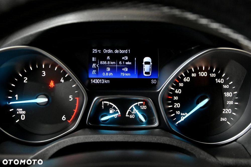 Ford Kuga 1.5 EcoBlue ST-LINE - 33