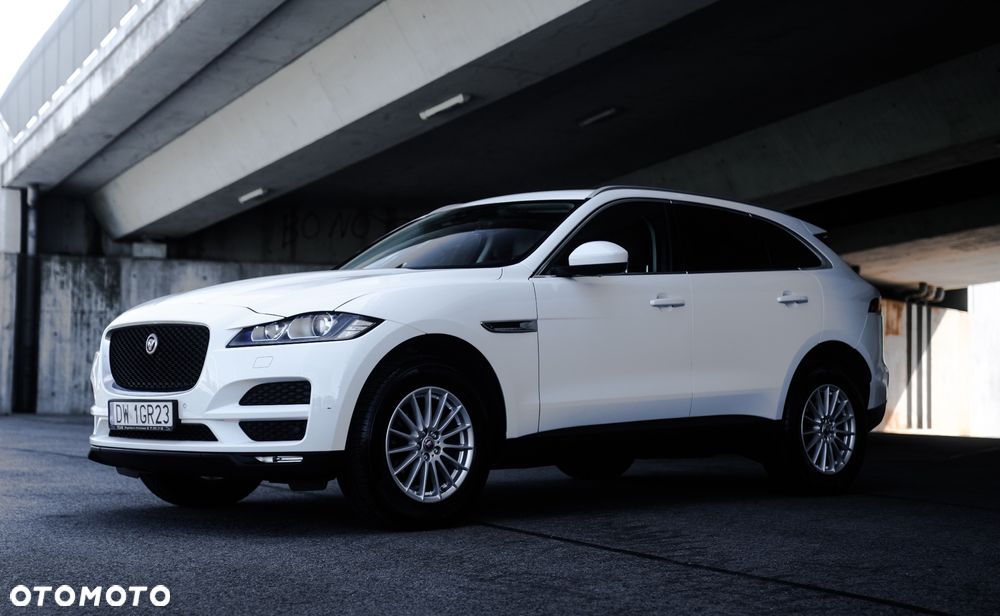 Jaguar F-Pace - 17