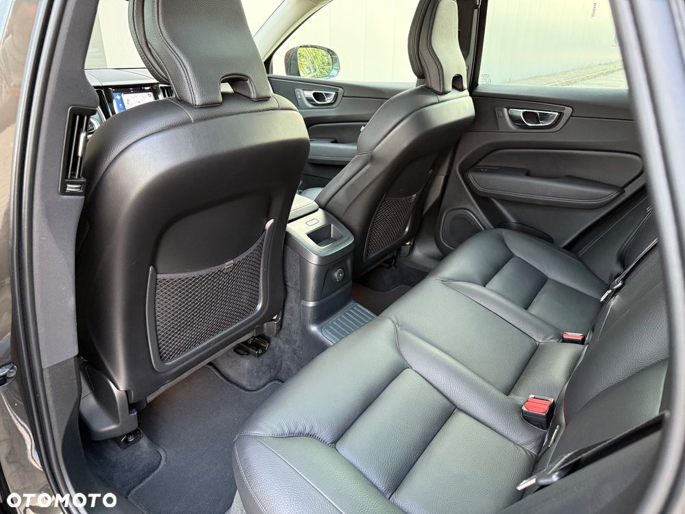 Volvo XC 60 T6 AWD Plug-In Hybrid Inscription - 29