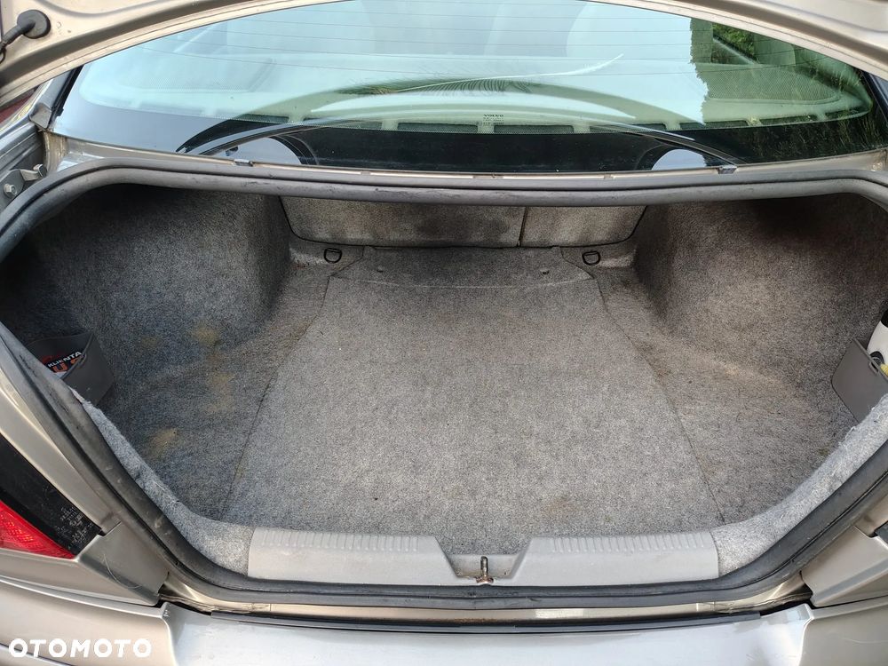 Volvo S40 2.0 T Elegance - 19