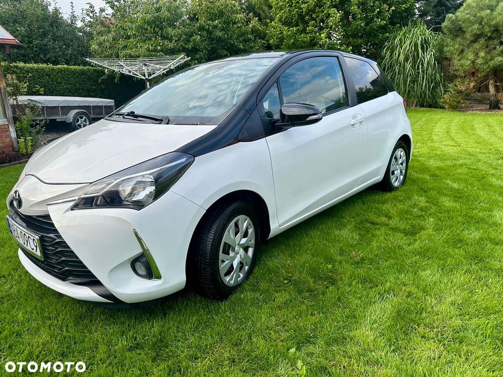 Toyota Yaris - 1