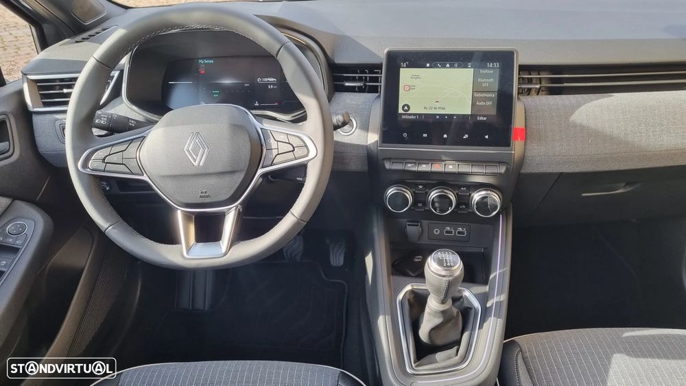 Renault Clio 1.0 TCe Techno Bi-Fuel - 18