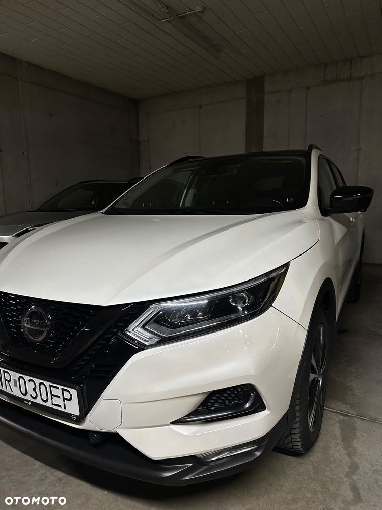 Nissan Qashqai 1.3 DIG-T N-Connecta - 2