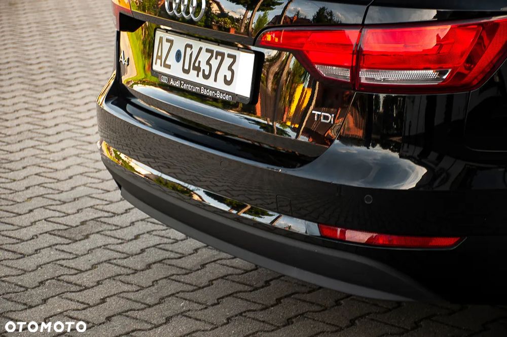 Audi A4 Avant 2.0 TDI - 24
