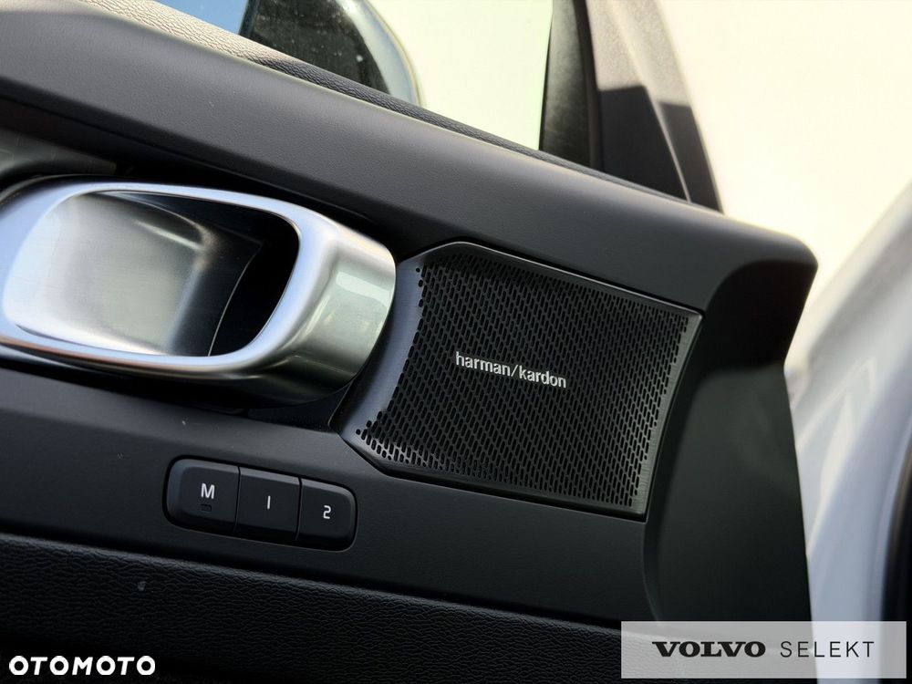 Volvo XC 40 - 23