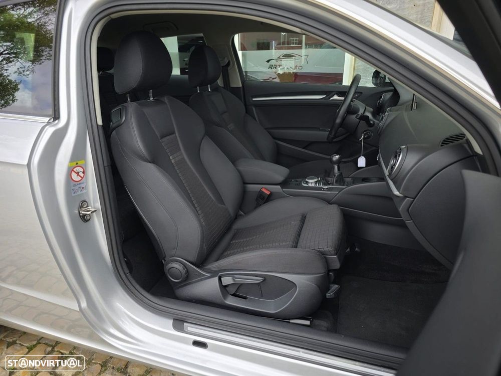 Audi A3 1.6 TDI Sport - 25
