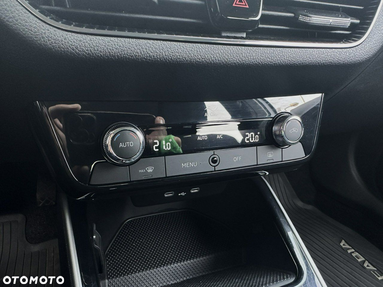 Skoda Fabia - 12