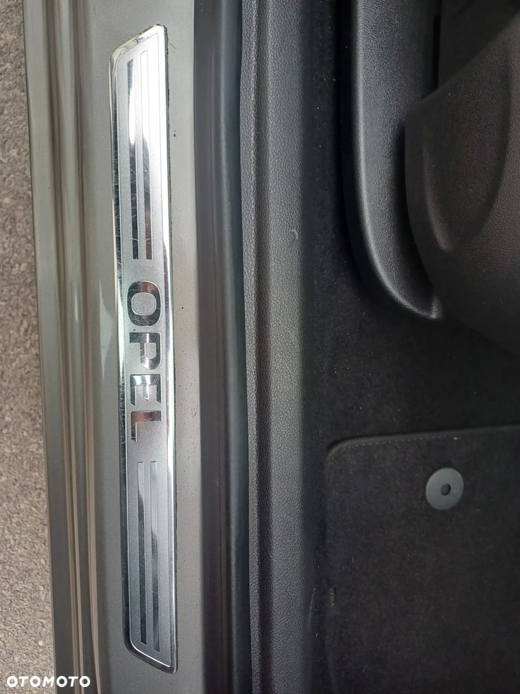 Opel Astra 1.4 T GPF Dynamic - 25