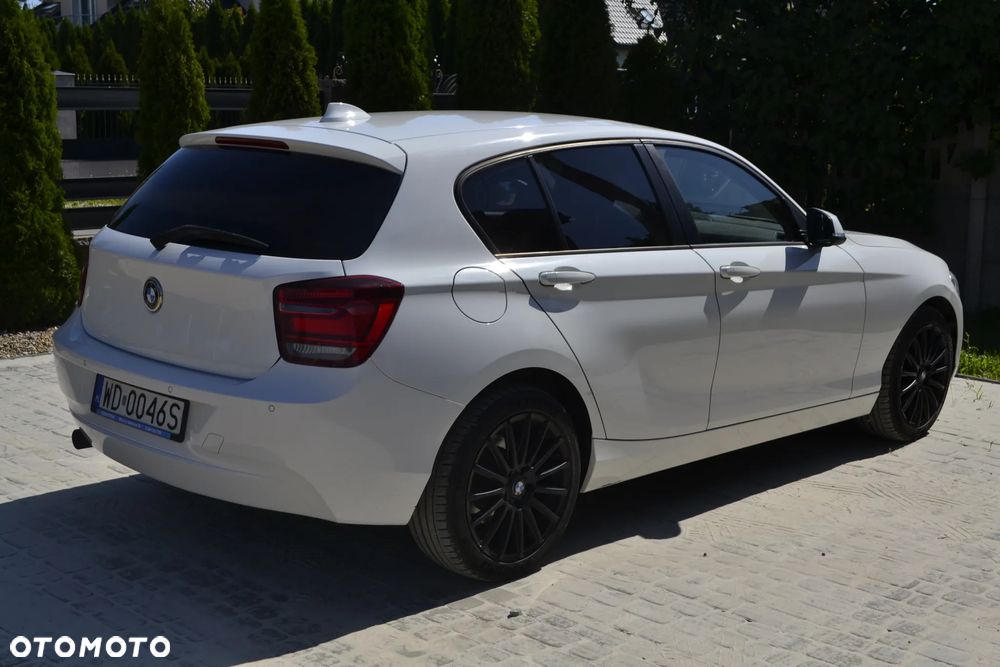 BMW Seria 1 118i Sport Line - 11