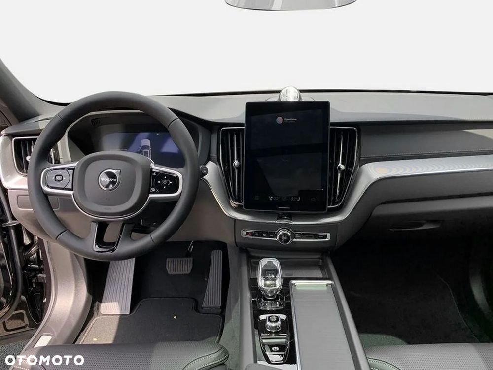 Volvo XC 60 B5 B AWD Ultra Black Edition - 25