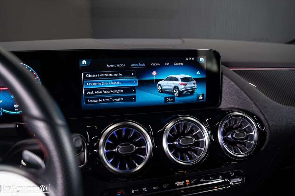 Mercedes-Benz GLA 250 e 8G-DCT - 28