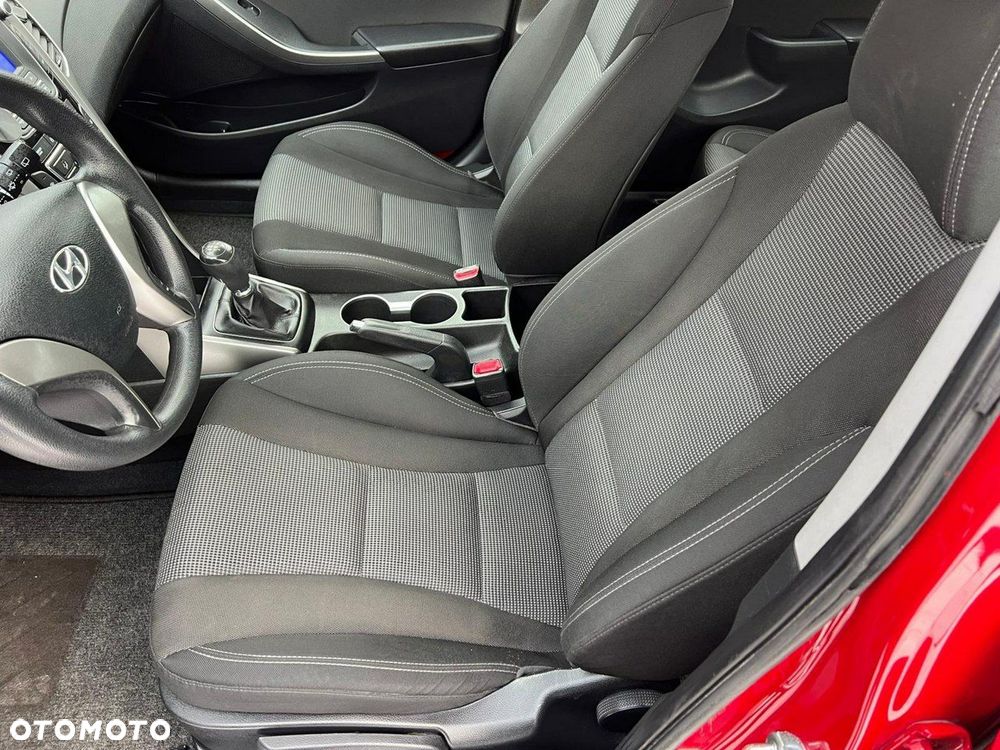 Hyundai i30 - 13