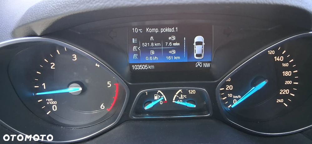 Ford Kuga 2.0 TDCi 4x4 Titanium - 24