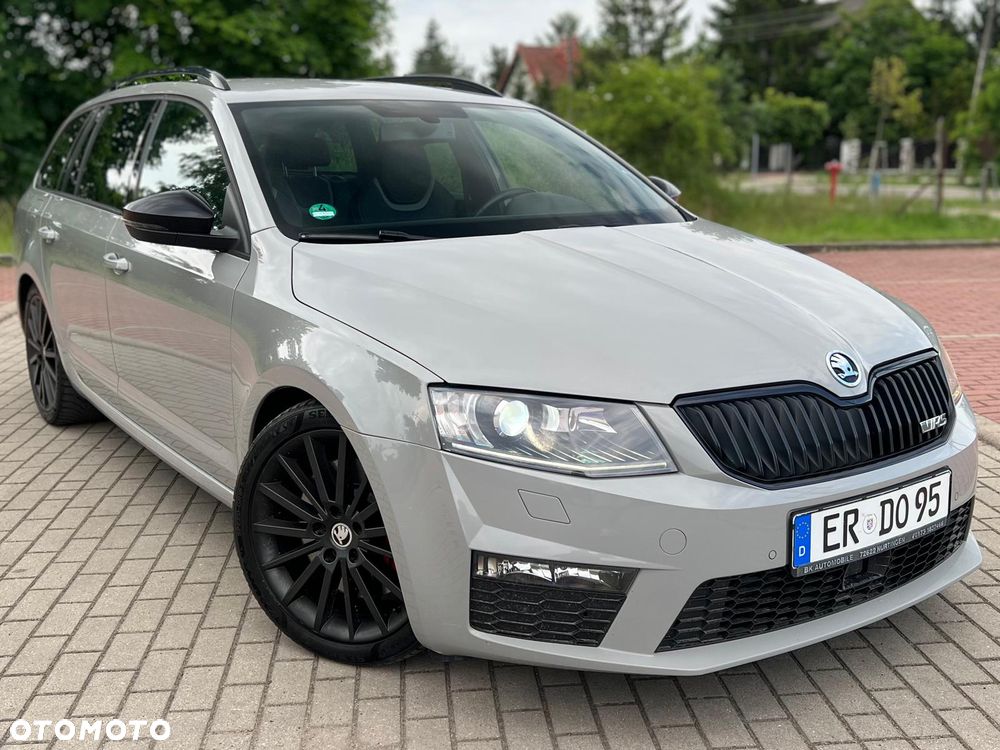 Skoda Octavia 2.0 TDI DSG RS - 2