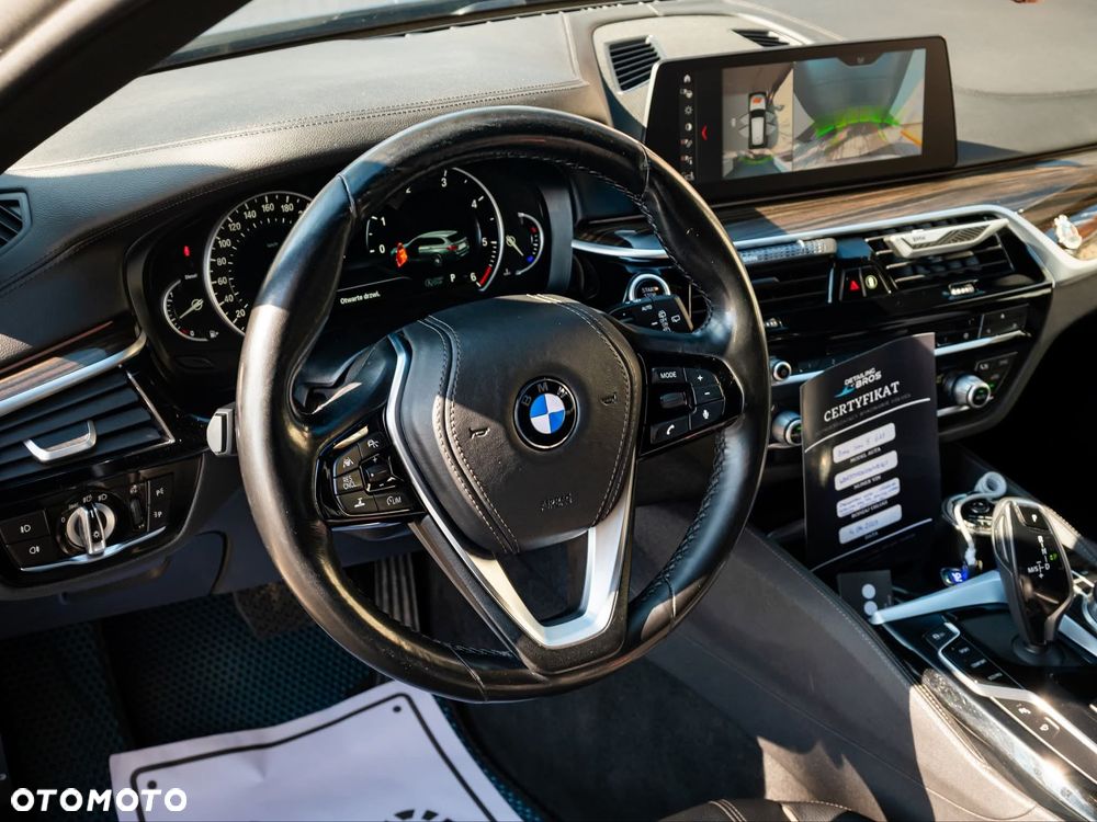 BMW Seria 5 520d Luxury Line sport - 7