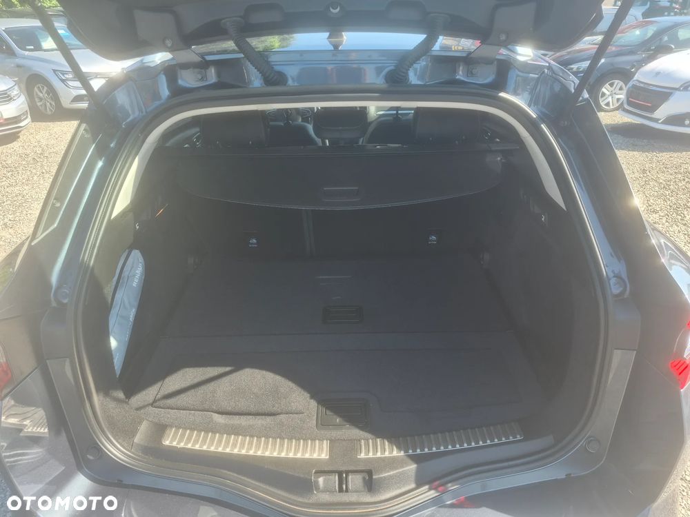 Renault Megane TCe 140 GPF TECHNO - 12