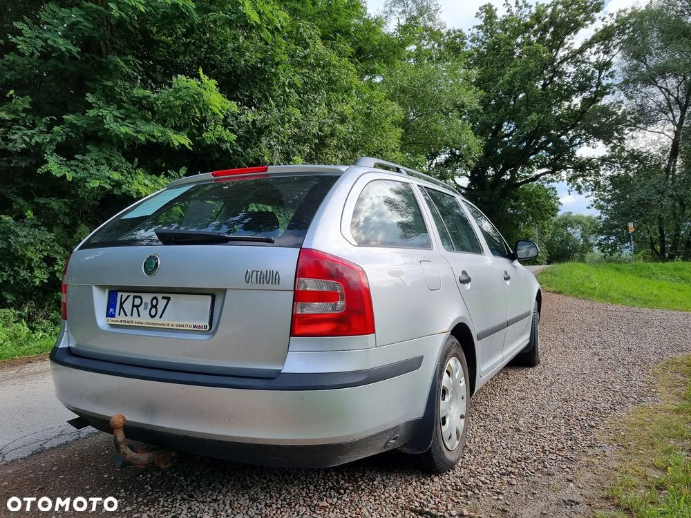 Skoda Octavia 1.6 Tour Classic - 4